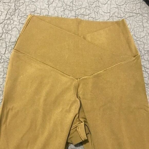 aerie offline leggings gold size M…0697 - Picture 4 of 7